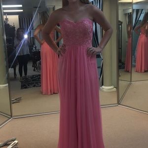 Beautiful Coral Prom dress